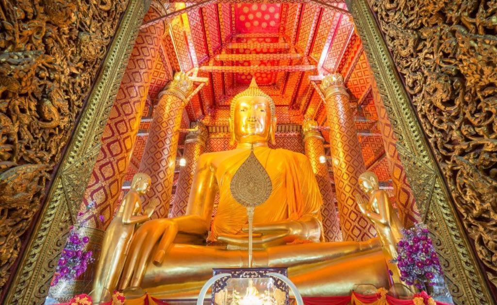 At Ayutthaya Hotel Екстер'єр фото