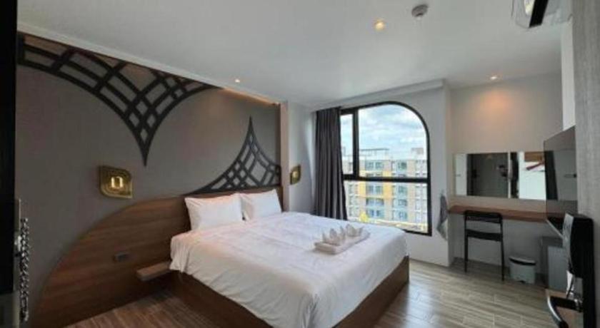 At Ayutthaya Hotel Екстер'єр фото